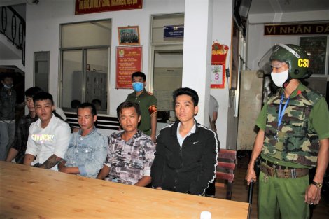 Bắt nhóm thanh niên hỗn chiến vì nợ nần, thu giữ vật nghi súng quân dụng