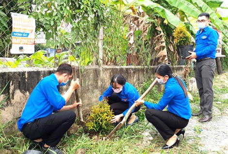 Xung kích đảm bảo an toàn giao thông