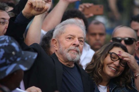 Lula trở lại cuộc chơi!