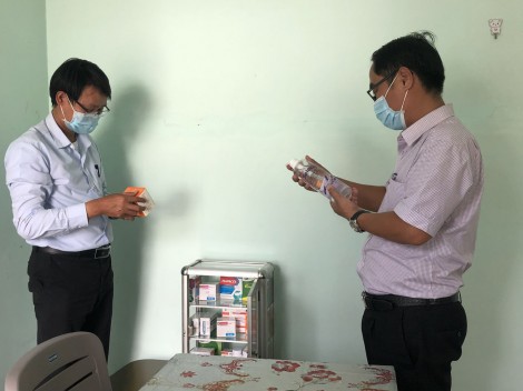 Kiểm tra công tác phòng, chống COVID-19

tại các cơ sở sản xuất, kinh doanh