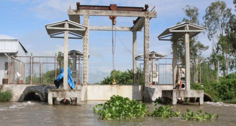 Xâm nhập mặn tăng

vào cuối tháng 3-2021