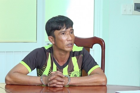 An Giang: Bắt nhóm đối tượng tàng trữ ma túy cùng nhiều phụ tùng, giấy tờ xe máy