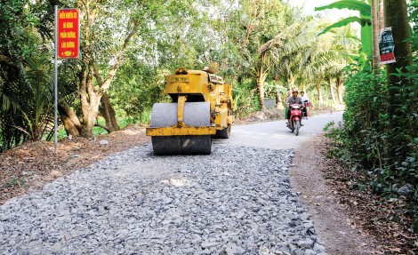 Hoàn thiện hạ tầng giao thông, thủy lợi

gắn với xây dựng cảnh quan môi trường