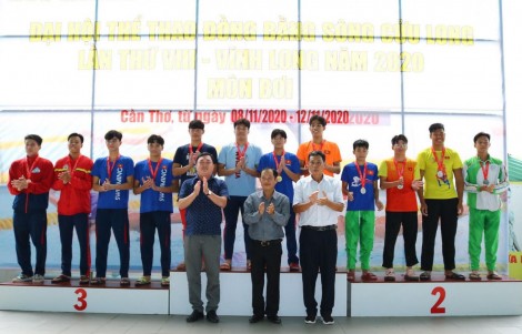 Bơi lội tạo ưu thế cho thể thao Long An