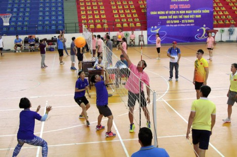 Sôi nổi kỷ niệm Ngày truyền thống ngành Thể dục thể thao