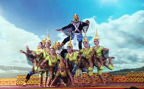 ត្រៀម​លក្ខណៈ​សម្ដែង​ក្នុង​ឱកាស​បុណ្យ​ចូល​ឆ្នាំ​ថ្មី​