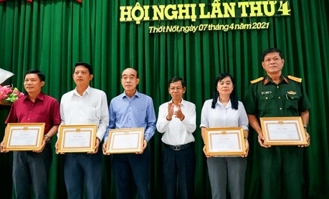 Tập trung nâng cao chất lượng công tác giáo dục chính trị tư tưởng