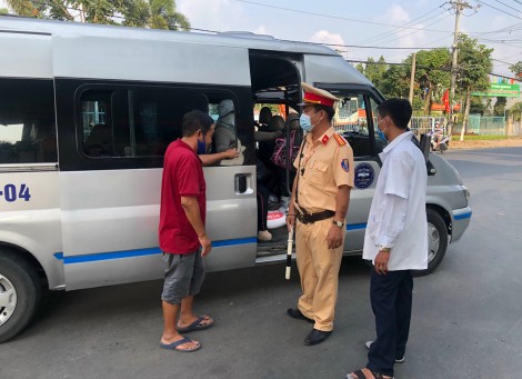 Tăng cường kiểm tra, siết chặt kỷ cương

trong công tác đào tạo, sát hạch, cấp giấy phép lái xe