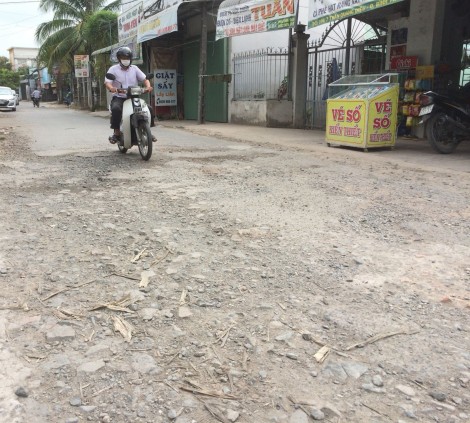 Đường xuống cấp