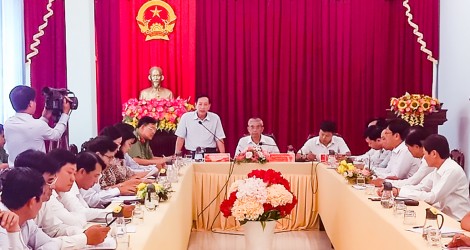 Kiểm tra công tác chuẩn bị bầu cử ở huyện Vĩnh Thạnh