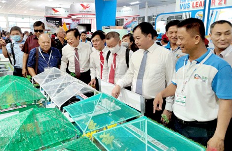 Khai mạc Hội chợ triển lãm Công nghệ ngành tôm Việt Nam 2021