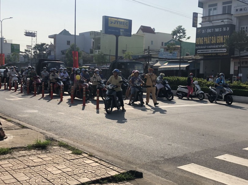 Cần Thơ: Bắt buộc đeo khẩu trang khi ra khỏi nhà