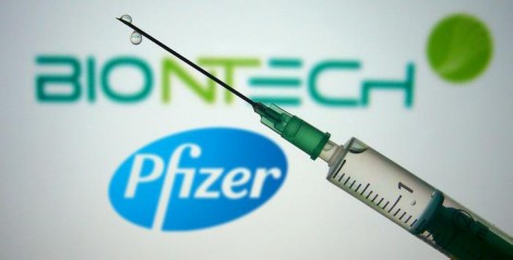 Khó bỏ bản quyền vaccine COVID-19