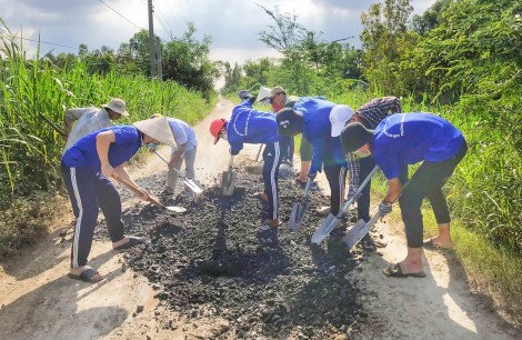Xây dựng tổ chức Đảng

đông về số, mạnh về chất