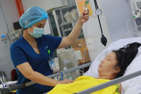 Cứu sống bệnh nhân bị thủng gan, phổi và cơ hoành