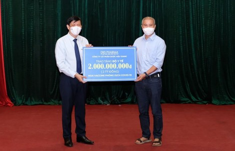 Dược Hậu Giang tiếp tục ủng hộ 2 tỷ đồng cùng Bộ Y tế mua vaccine phòng chống COVID-19, nối dài chặng đường cùng cả nước chống dịch