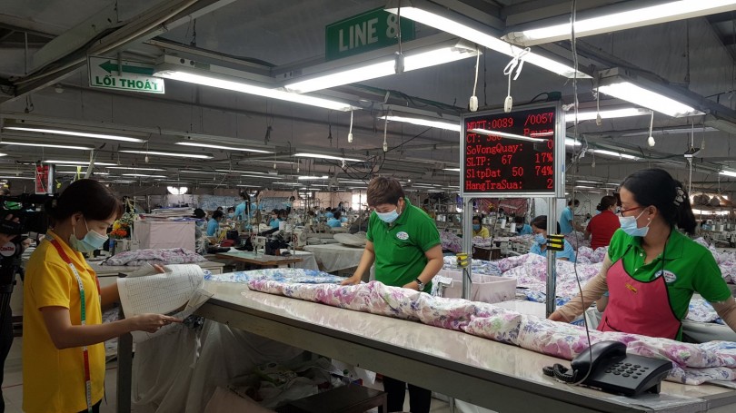 Hỗ trợ doanh nghiệp vượt qua “cú đấm bồi”