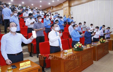 Chủ tịch Quốc hội Vương Ðình Huệ dự Lễ phát động nhắn tin “Toàn dân ủng hộ phòng, chống dịch bệnh COVID-19”