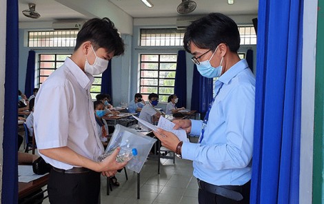 13.233 thí sinh thi môn Ngữ văn