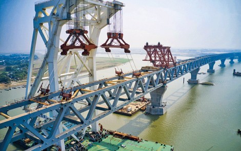 Mỹ quyết cạnh tranh với “Vành đai, Con đường”