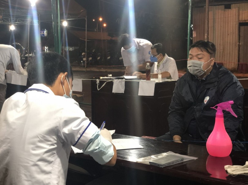 Từ 0 giờ ngày 16-6, Cần Thơ tạm dừng nhiều dịch vụ, cơ sở kinh doanh không thiết yếu