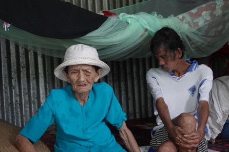 Bao la tình mẹ