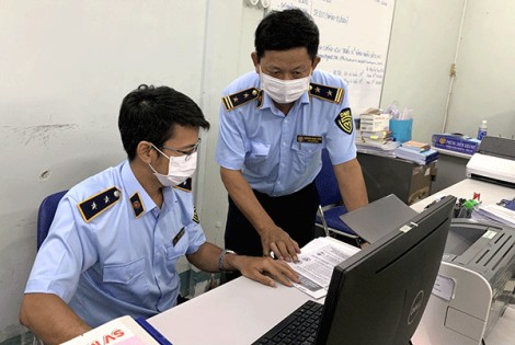 Lực lượng Quản lý thị trường thay đổi trang phục mới