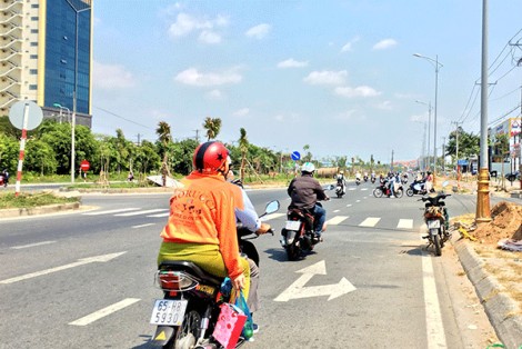 Sẽ lắp đặt hệ thống đèn tín hiệu giao thông và đèn chiếu sáng tại một số nút giao