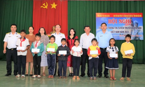 Hiệu quả tuyên truyền biển, đảo trên "vùng đất lửa" Tây Nguyên