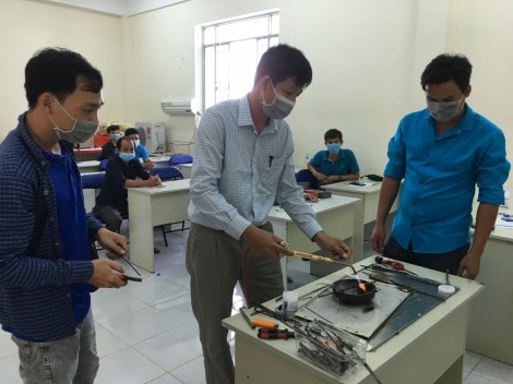 Tăng cường phối hợp dạy nghề cho người thất nghiệp