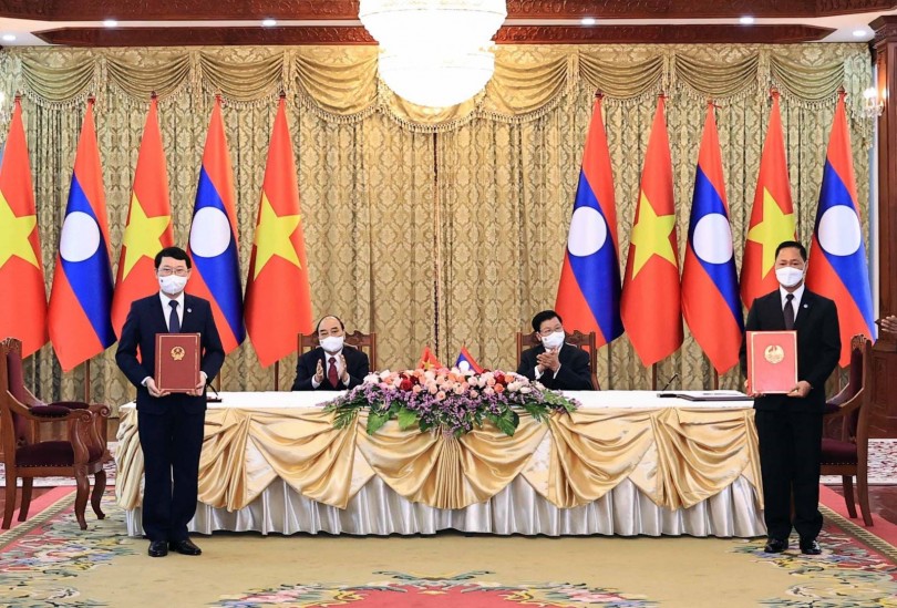 Chủ tịch nước Nguyễn Xuân Phúc và Phu nhân thăm hữu nghị 
chính thức Lào