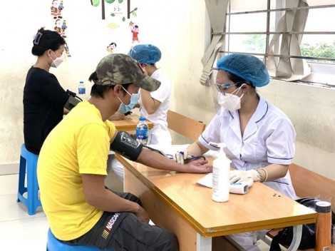 Tuyển người tham gia thử nghiệm vaccine ARCT-154 phòng COVID-19
