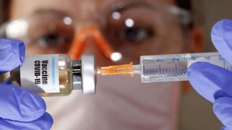 Người đã tiêm vaccine COVID-19 không cần tiêm tăng cường trong vòng 1 năm