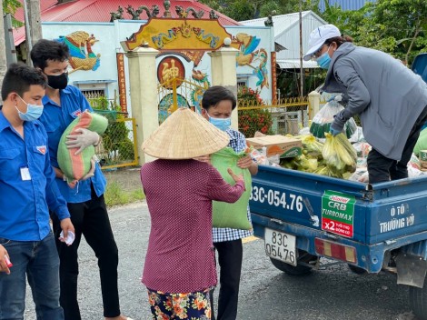 Tập trung chỉ đạo phòng, chống dịch COVID-19