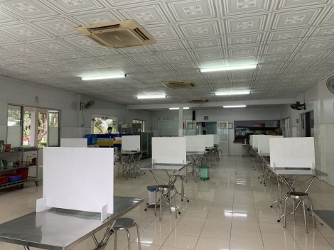 Các công ty “3 tại chỗ” đảm bảo điều kiện sản xuất, sinh hoạt cho cán bộ, công nhân