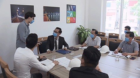 Lát cắt cuộc sống giữa dịch bệnh