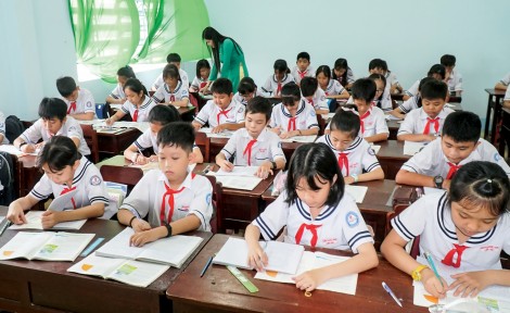 Linh hoạt để kịp thời cung cấp sách giáo khoa phục vụ năm học mới