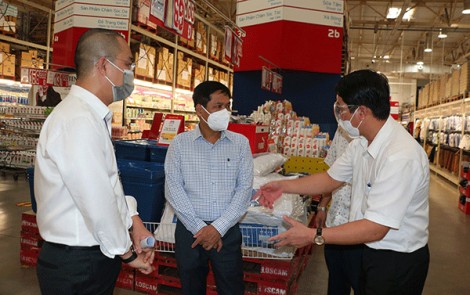 Hàng hóa đảm bảo phục vụ nhu cầu tiêu dùng người dân