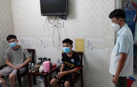 Chủ nhà nghỉ hỗ trợ chỗ ở cho tuyến đầu chống dịch