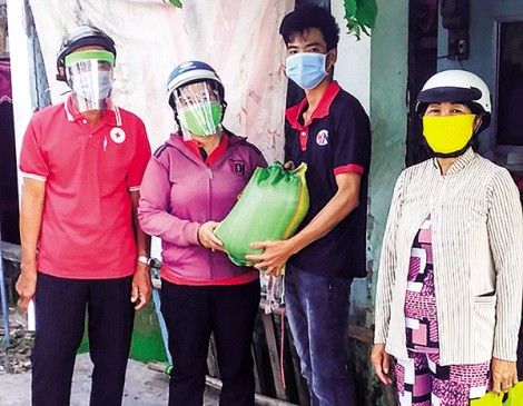 Quan tâm chăm lo đời sống người dân
