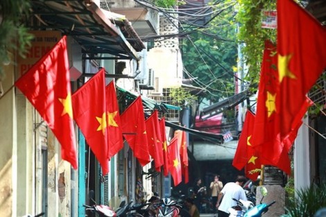 Lấy dân làm gốc và sức mạnh của nhân dân