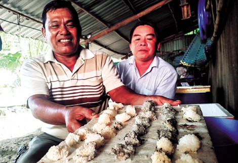 Nghề “làm chơi ăn thiệt”