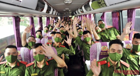 Không thể phủ mờ sứ mệnh thiêng liêng của lực lượng vũ trang trong cuộc chiến chống COVID-19