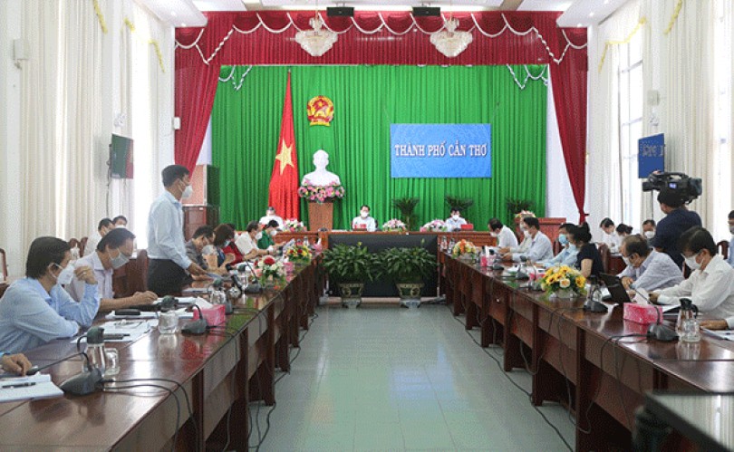 Các chuyên gia hiến kế Cần Thơ phòng, chống dịch COVID-19