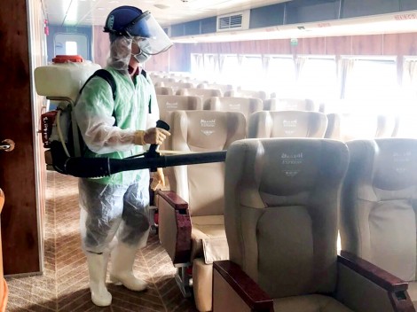 Dịch vụ vệ sinh văn phòng, sửa chữa điện lạnh đắt hàng