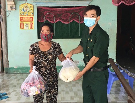 Cựu chiến binh huyện Cờ Ðỏ thi đua gương mẫu