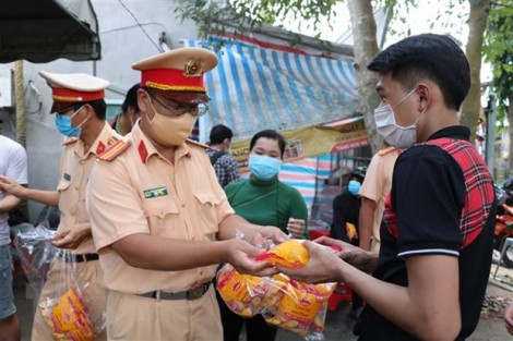 An Giang, Bến Tre tạo thuận lợi cho dân di chuyển, bảo đảm phòng dịch
