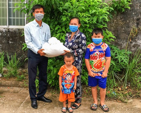 Ðồng tâm, hiệp lực vượt qua dịch bệnh