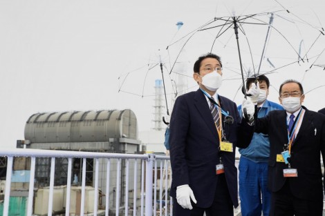 Thủ tướng Nhật thị sát nhà máy điện hạt nhân Fukushima