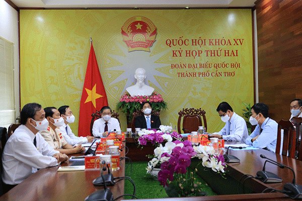 Xem xét, quyết định nhiều vấn đề quan trọng của đất nước